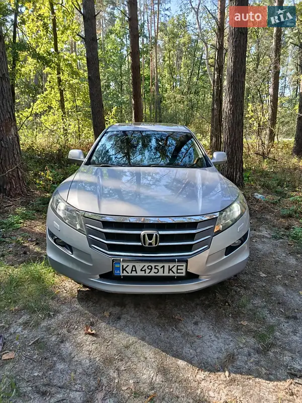 Honda Crosstour 2011