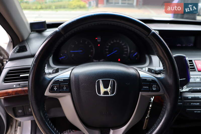Внедорожник / Кроссовер Honda Crosstour 2011 в Львове