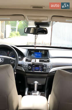 Внедорожник / Кроссовер Honda Crosstour 2012 в 
