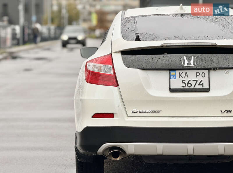 Внедорожник / Кроссовер Honda Crosstour 2014 в Киеве