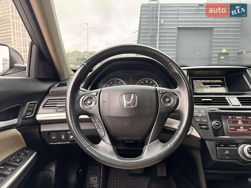 Внедорожник / Кроссовер Honda Crosstour 2014 в Киеве