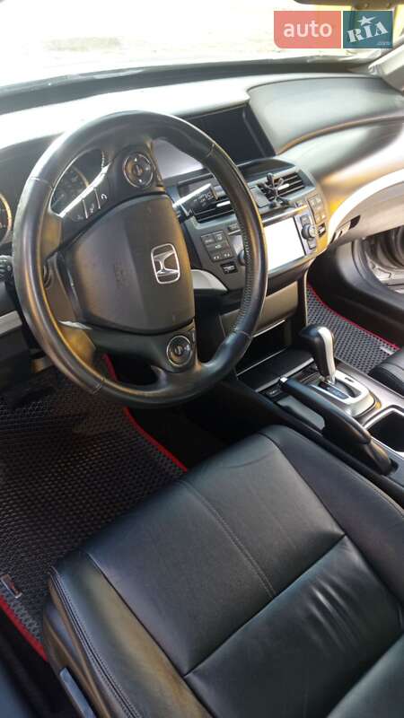 Внедорожник / Кроссовер Honda Crosstour 2014 в Хмельнике фото 22 Внедорожник / Кроссовер Honda Crosstour 2014 в Хмельнике