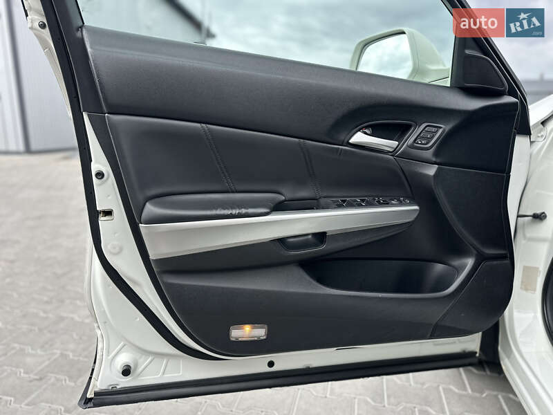 Внедорожник / Кроссовер Honda Crosstour 2013 в Владимире фото 53 Внедорожник / Кроссовер Honda Crosstour 2013 в Владимире