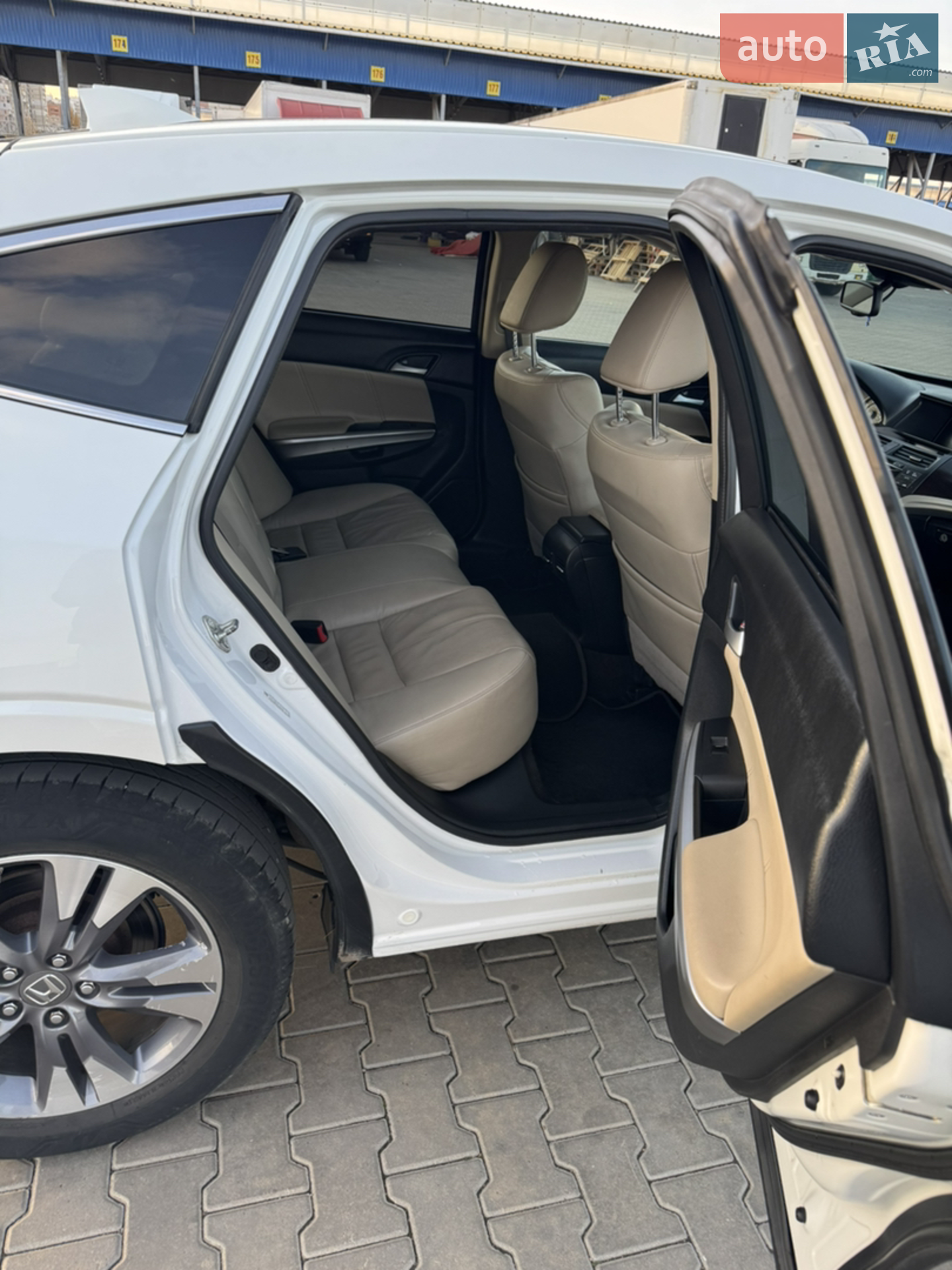 2013 Honda Crosstour - мініатюра 12