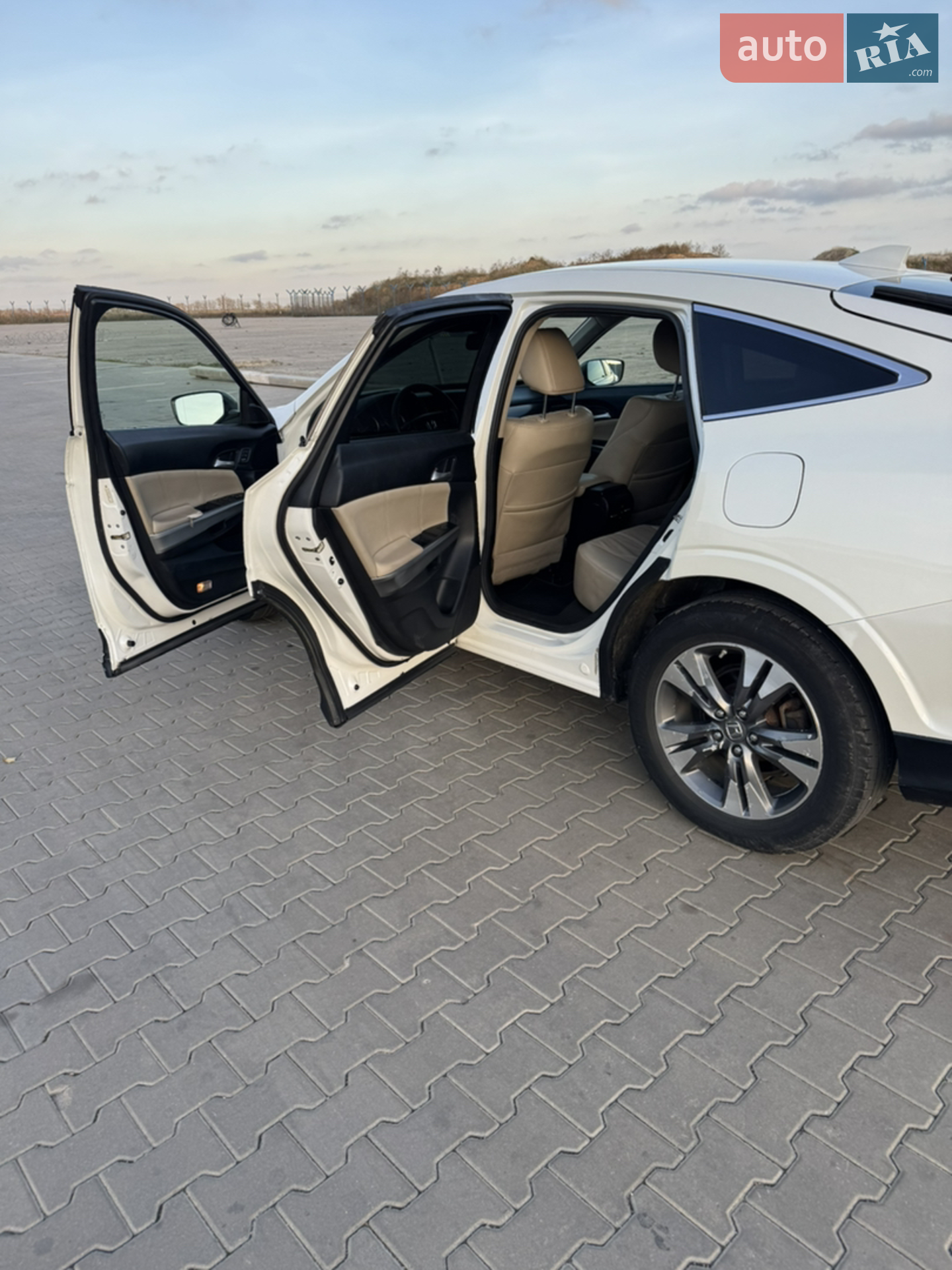 2013 Honda Crosstour - мініатюра 20
