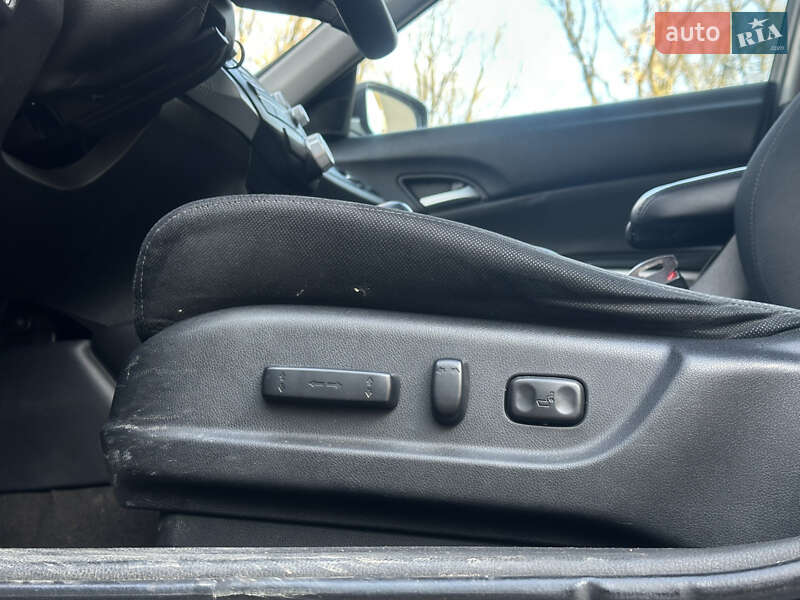 Позашляховик / Кросовер Honda Crosstour 2013 в Ужгороді