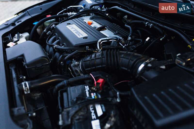 Позашляховик / Кросовер Honda Crosstour 2012 в Львові