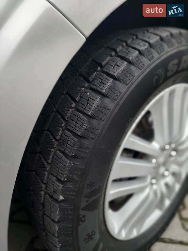 Внедорожник / Кроссовер Honda Crosstour 2014 в Черновцах