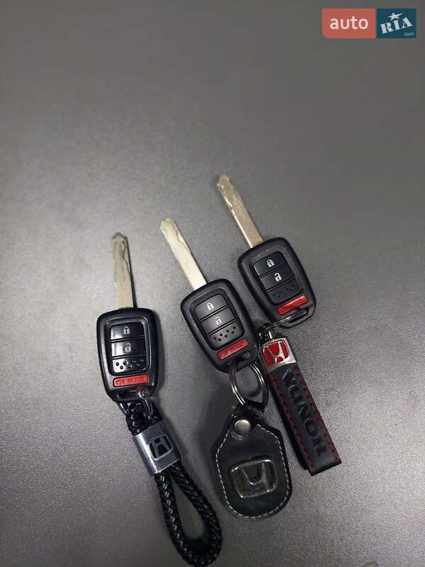 Внедорожник / Кроссовер Honda Crosstour 2014 в Черновцах