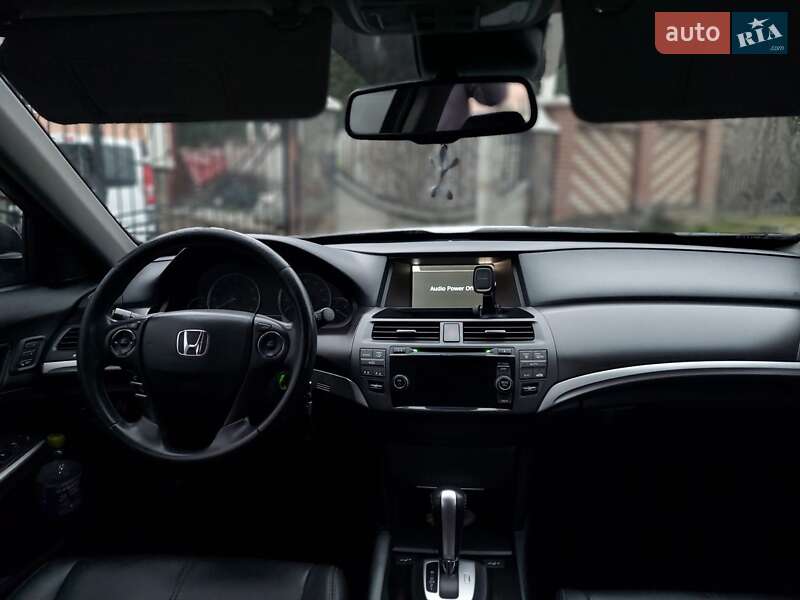 Внедорожник / Кроссовер Honda Crosstour 2014 в Черновцах