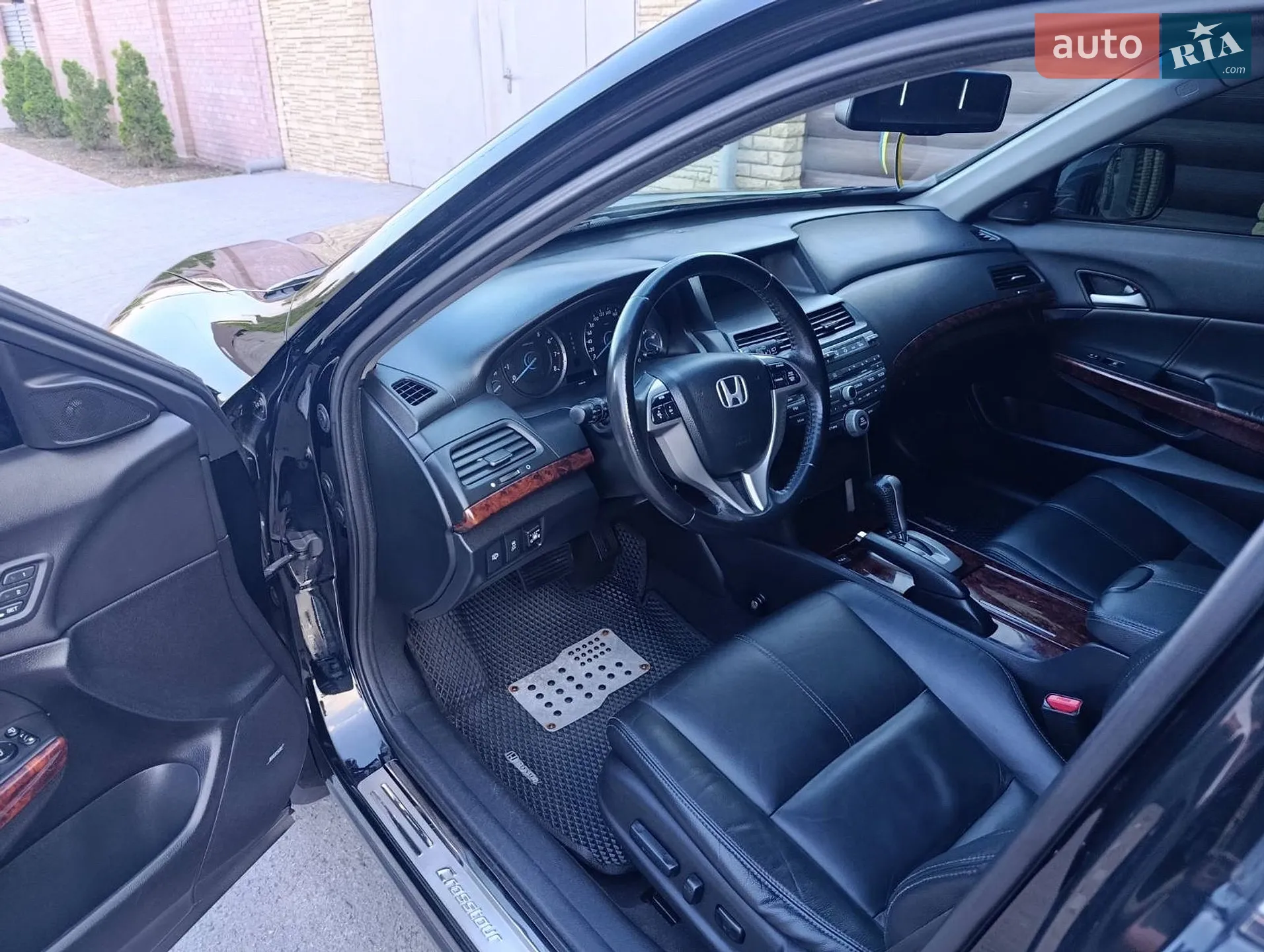 2011 Honda Crosstour - мініатюра 8