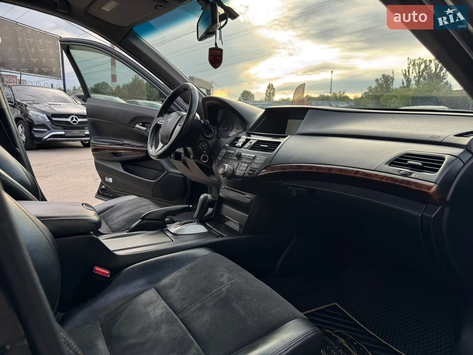 2010 Honda Crosstour - мініатюра 21