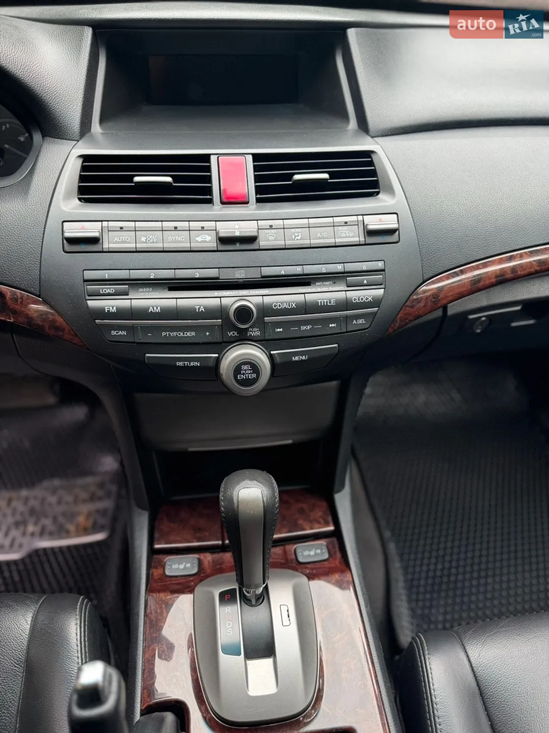 2011 Honda Crosstour - мініатюра 21