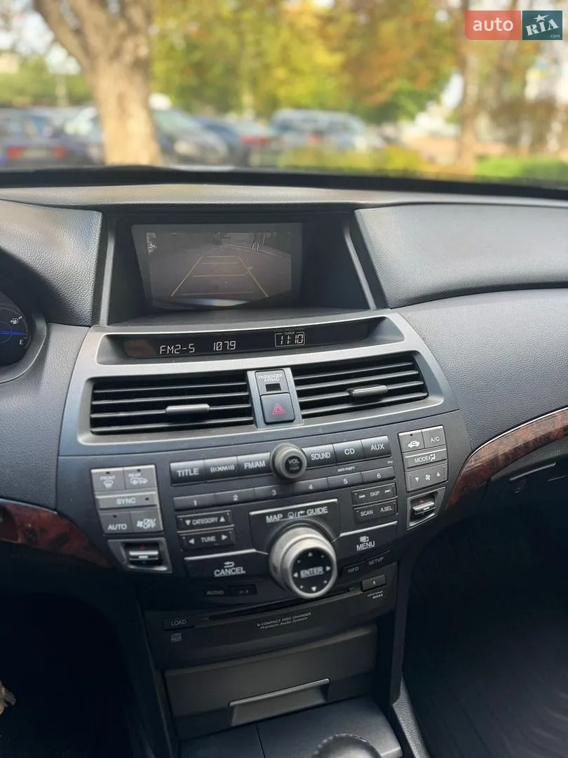 2010 Honda Crosstour - мініатюра 16