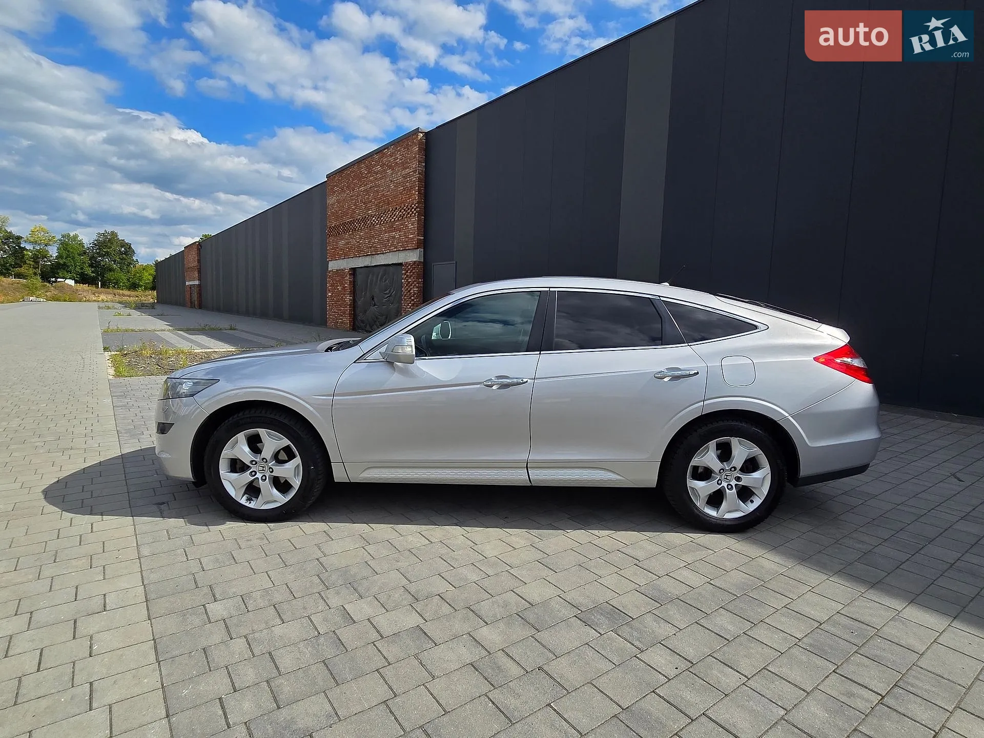 2011 Honda Crosstour - мініатюра 17