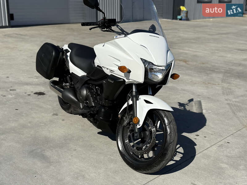 Honda CTX 700 2015