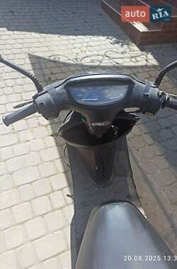 Скутер Honda Dio AF-27 1994 в  фото 3 Скутер Honda Dio AF-27 1994 в