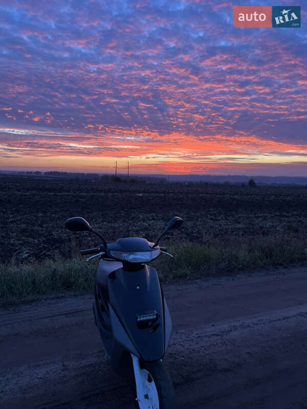 Скутер Honda Dio AF-27 1996 в Харькове фото 2 Скутер Honda Dio AF-27 1996 в Харькове