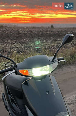Скутер Honda Dio AF-27 1996 в  фото 5 Скутер Honda Dio AF-27 1996 в