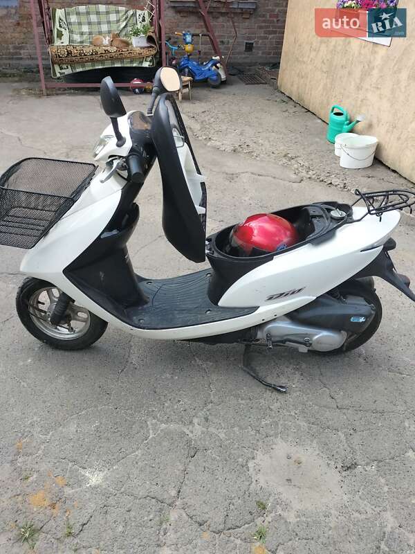 Грузовые мотороллеры, мотоциклы, скутеры, мопеды Honda Dio AF-34 1998 в Луцке