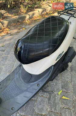 Скутер Honda Dio AF-34 2004 в Хотині