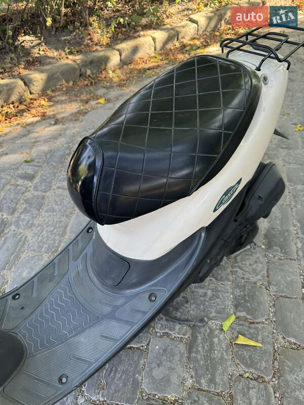 Скутер Honda Dio AF-34 2004 в Хотині