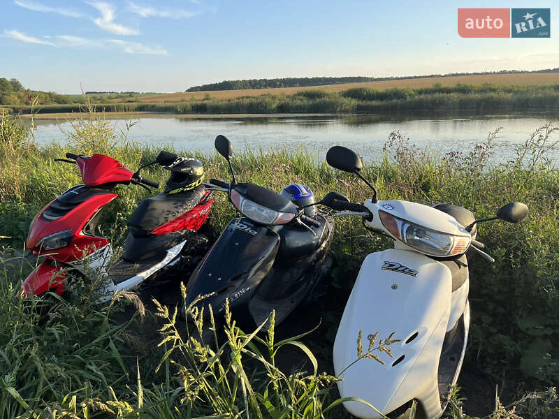 Скутер Honda Dio AF-34 2002 в Городенці