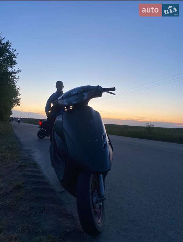 Вантажні моторолери, мотоцикли, скутери, мопеди Honda Dio AF-34 2000 в 