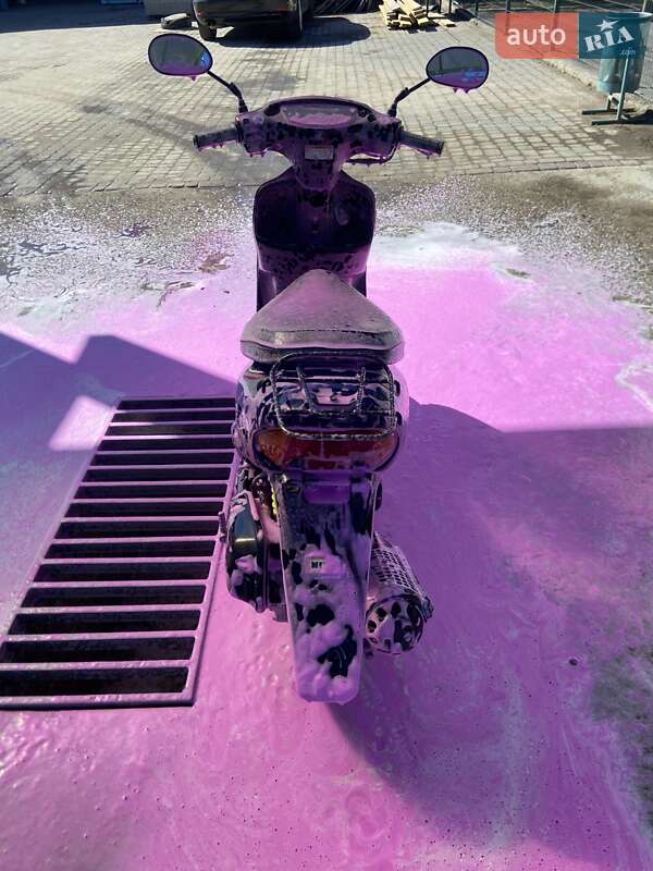 Вантажні моторолери, мотоцикли, скутери, мопеди Honda Dio AF-34 2004 в Надвірній