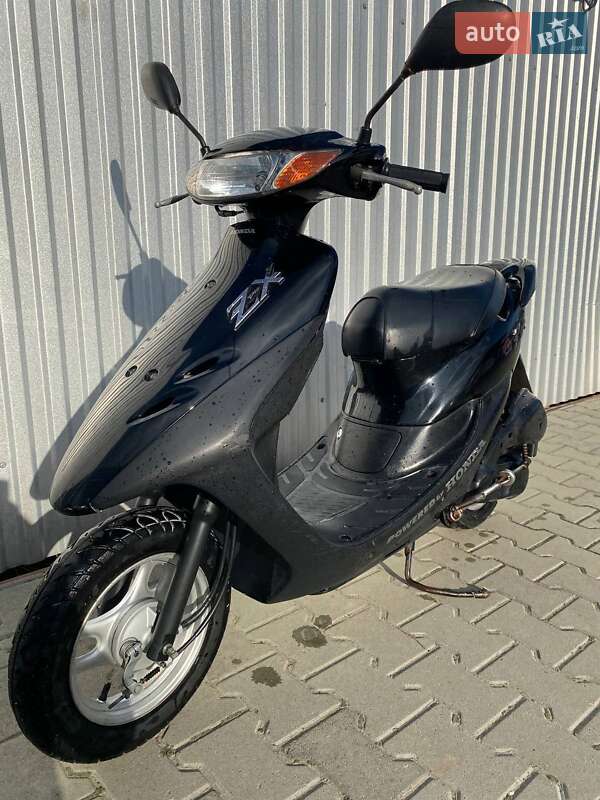 Honda Dio AF-34 2004