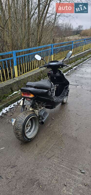 Скутер Honda Dio AF-34 2004 в Ивано-Франковске