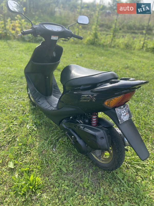 Скутер Honda Dio AF-35 2004 в Львове фото 3 Скутер Honda Dio AF-35 2004 в Львове