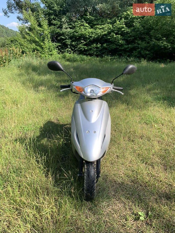 Вантажні моторолери, мотоцикли, скутери, мопеди Honda Dio AF-56 2004 в Городенці фото Вантажні моторолери, мотоцикли, скутери, мопеди Honda Dio AF-56 2004 в Городенці