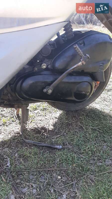 Скутер Honda Dio AF-56 2004 в Голованівську