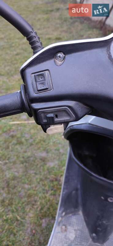 Скутер Honda Dio AF-62 2004 в Тлумачі