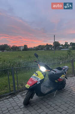 Скутер Honda Dio AF-63 2004 в Новому Яричеві