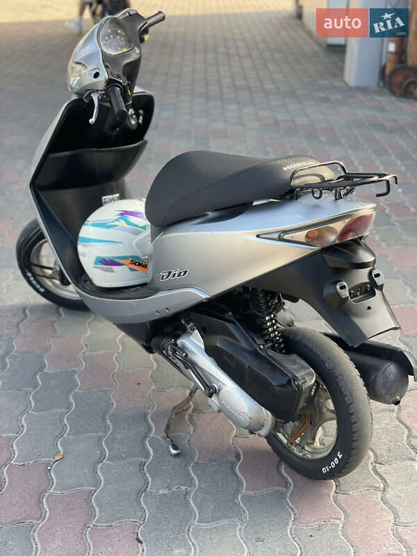 Мопеды Honda Dio AF-68 2011 в Кельменцах