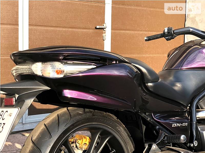 Мотоцикл Туризм Honda DN-01 2008 в Ровно фото 18 Мотоцикл Туризм Honda DN-01 2008 в Ровно