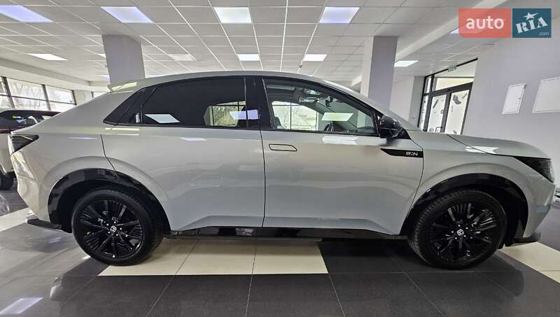 Внедорожник / Кроссовер Honda e:NP2 2024 в Днепре