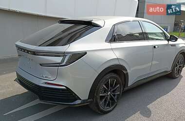 Позашляховик / Кросовер Honda e:NP2 2024 в 