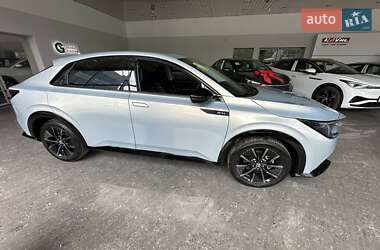 Внедорожник / Кроссовер Honda e:NP2 2024 в 