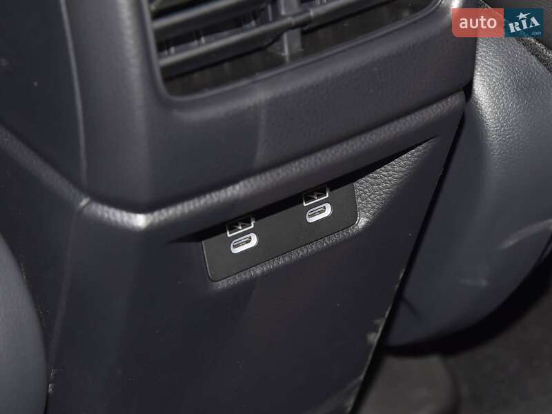 Внедорожник / Кроссовер Honda e:NP2 2024 в Киеве