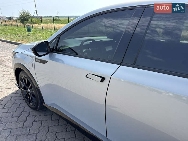 Внедорожник / Кроссовер Honda e:NP2 2024 в Львове