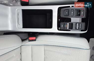Внедорожник / Кроссовер Honda e:NP2 2025 в Киеве