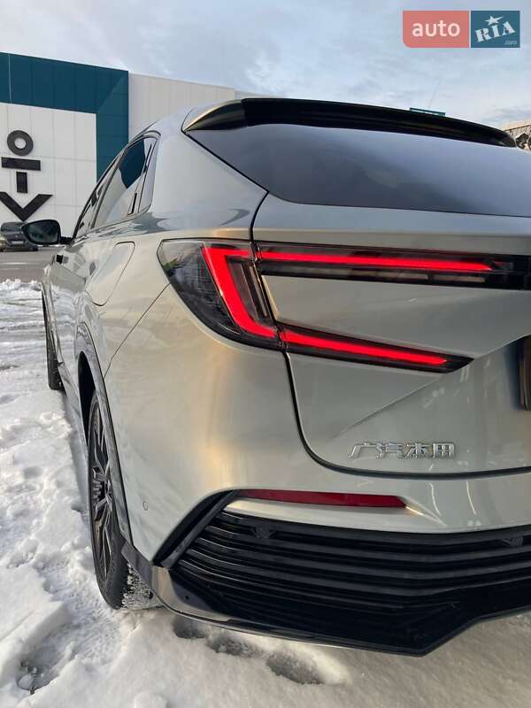 Внедорожник / Кроссовер Honda e:NP2 2024 в Львове