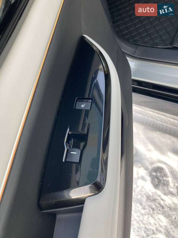 Внедорожник / Кроссовер Honda e:NP2 2024 в Львове