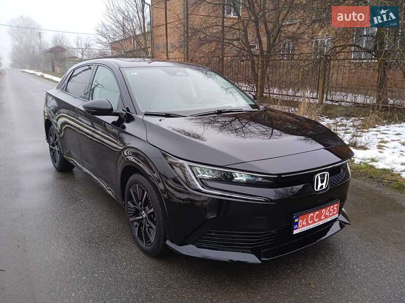 Внедорожник / Кроссовер Honda e:NP2 2025 в Черновцах