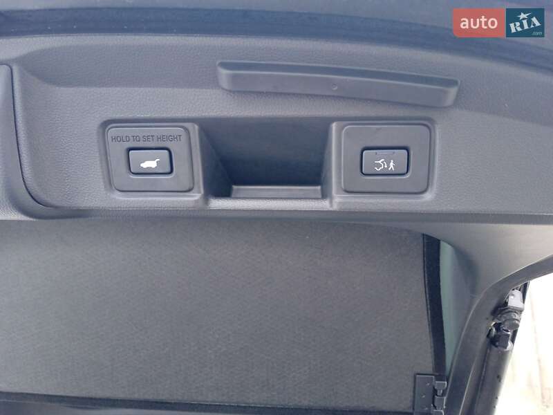 Внедорожник / Кроссовер Honda e:NP2 2025 в Черновцах