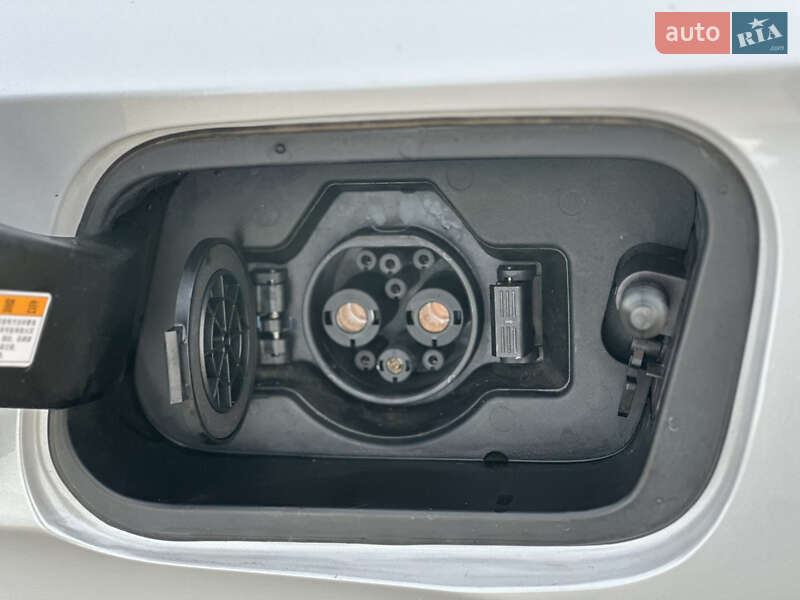 Внедорожник / Кроссовер Honda e:NS2 2025 в Киеве