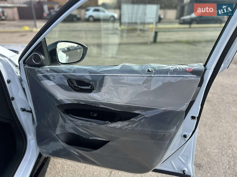 Внедорожник / Кроссовер Honda e:NS2 2025 в Киеве